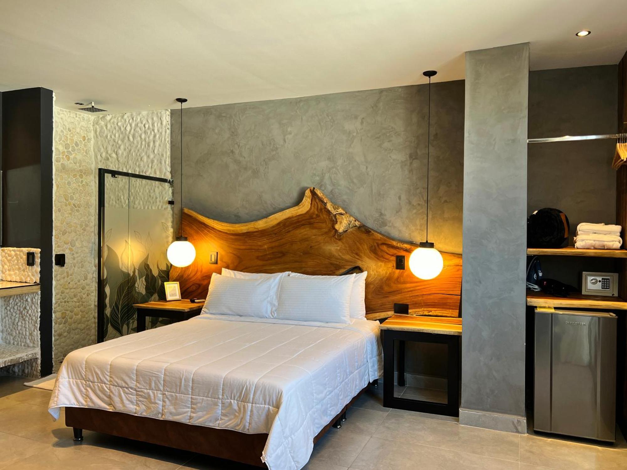 Hotel Zelva Negra ميديلين المظهر الخارجي الصورة