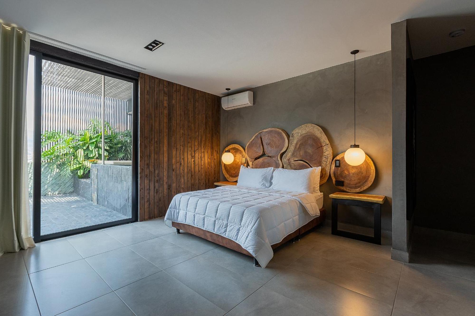 Hotel Zelva Negra ميديلين المظهر الخارجي الصورة